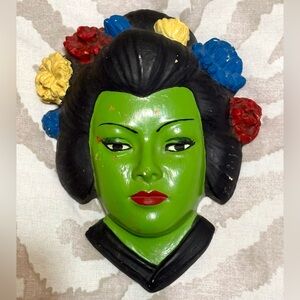Vintage Retro-Style Japanese Geisha Wall Plaque